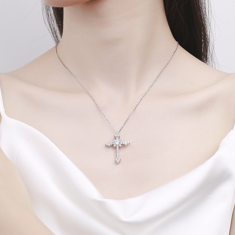 IOGOU 0.5/1CT D VVS1 Moissanit - đánh giá và giá Cross Pendant Necklace Gold