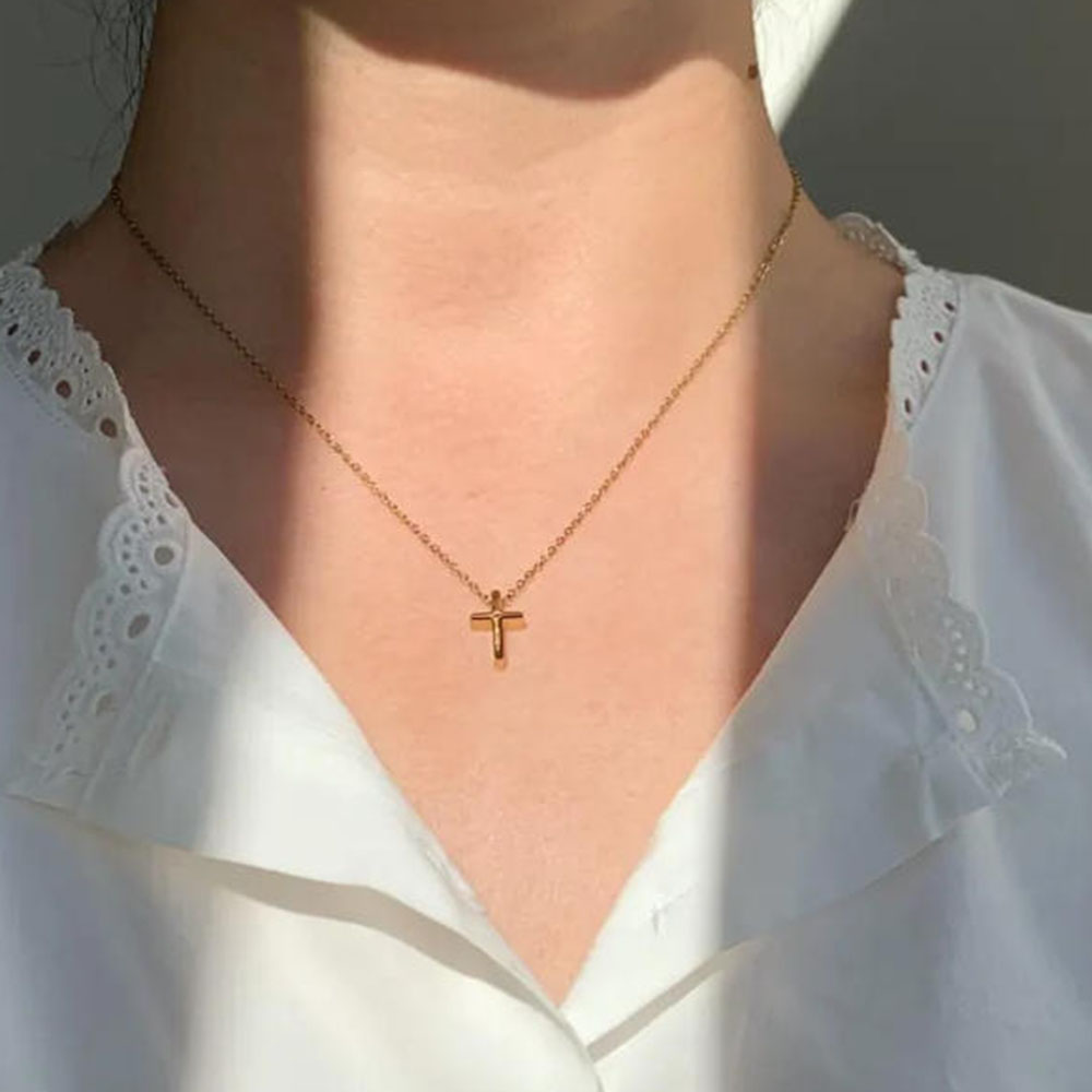 Exquisite gold cross necklace, - đánh giá và giá Cross Pendant Necklace Gold