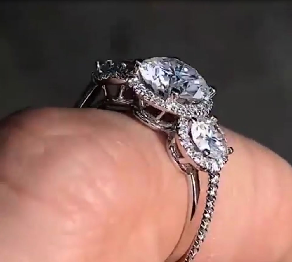 Custom Real Platinum PT950 Wom - đánh giá và giá Moissanite Engagement Ring 1 Carat